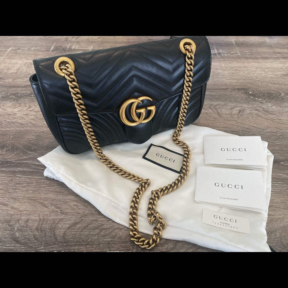 **SOLD** Gucci GG Marmont matelasse shoulder bag